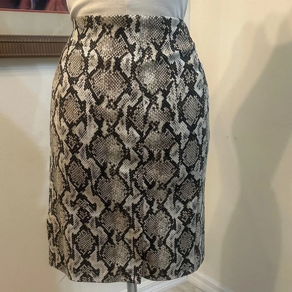 Michael Kors Snake Print Skirt w/ Gold Hip Zippers Size 10P